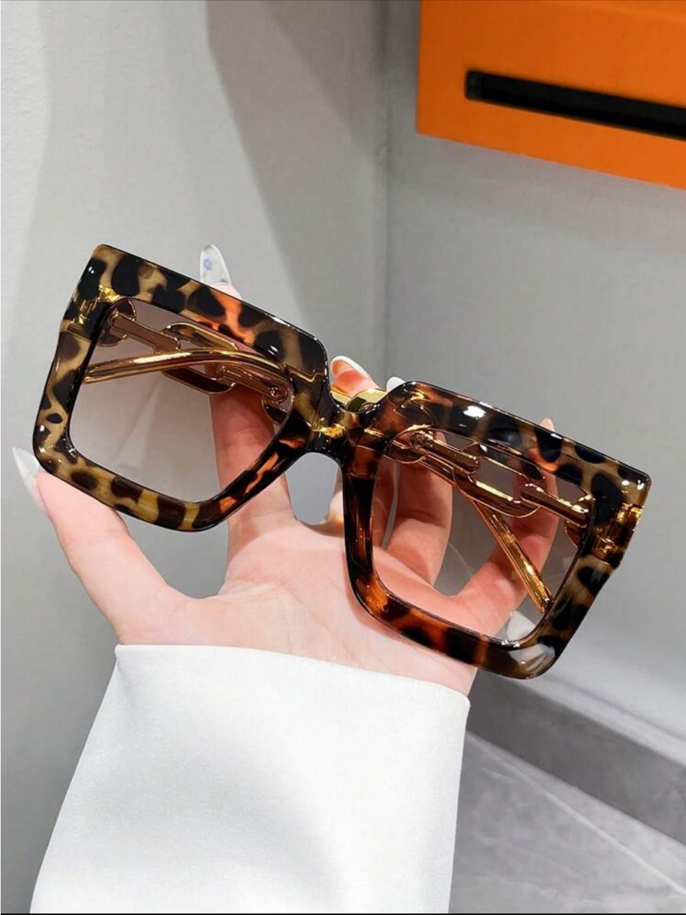 Tortoiseshell Square Frame Sunglasses